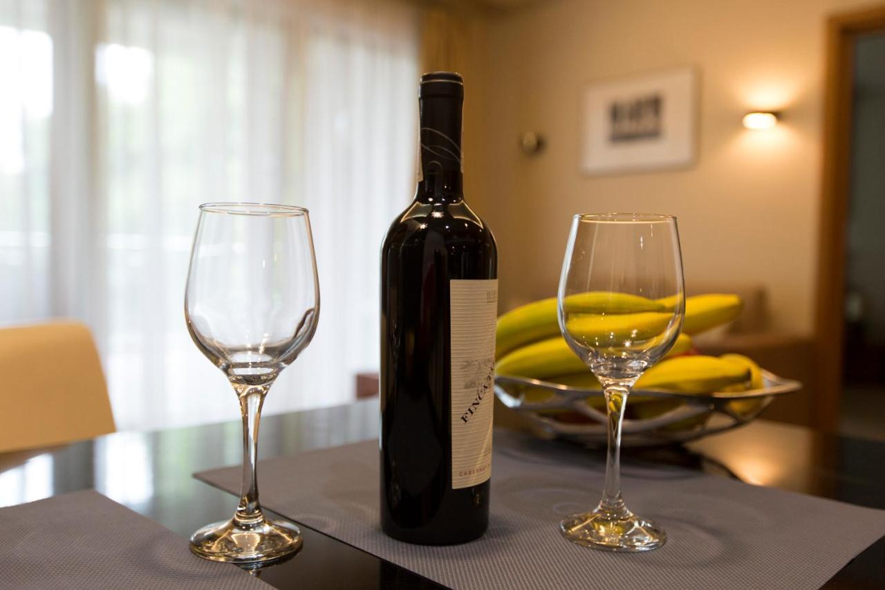 Willa Port Apartament Lilia โอสโตรดา ภายนอก รูปภาพ