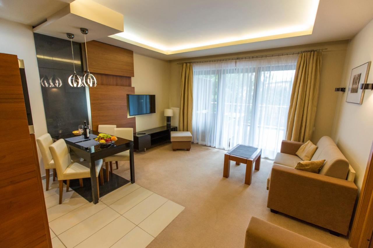 Willa Port Apartament Lilia โอสโตรดา ภายนอก รูปภาพ