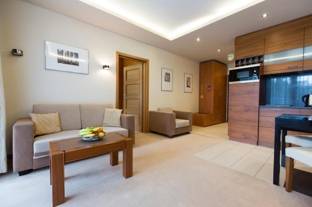 Willa Port Apartament Lilia โอสโตรดา ภายนอก รูปภาพ