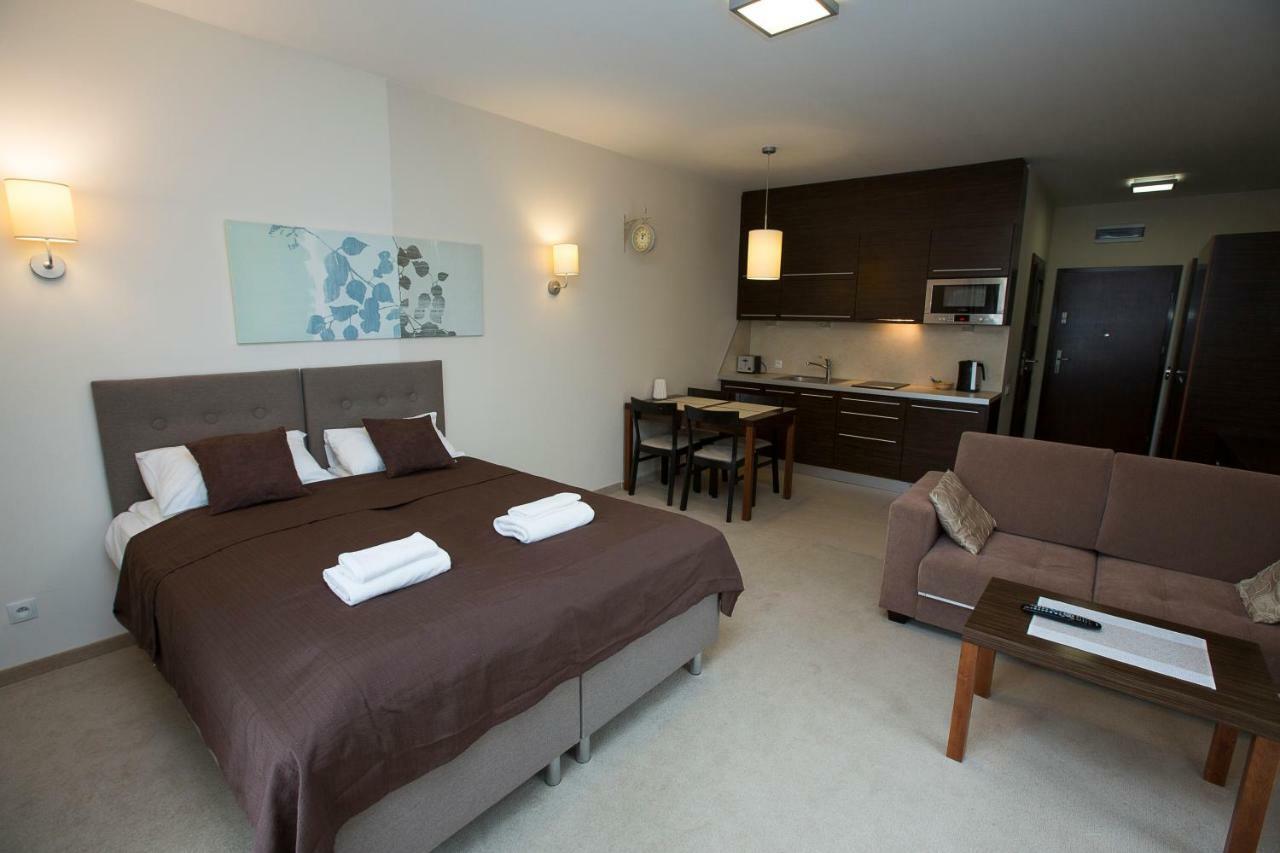 Willa Port Apartament Lilia โอสโตรดา ภายนอก รูปภาพ
