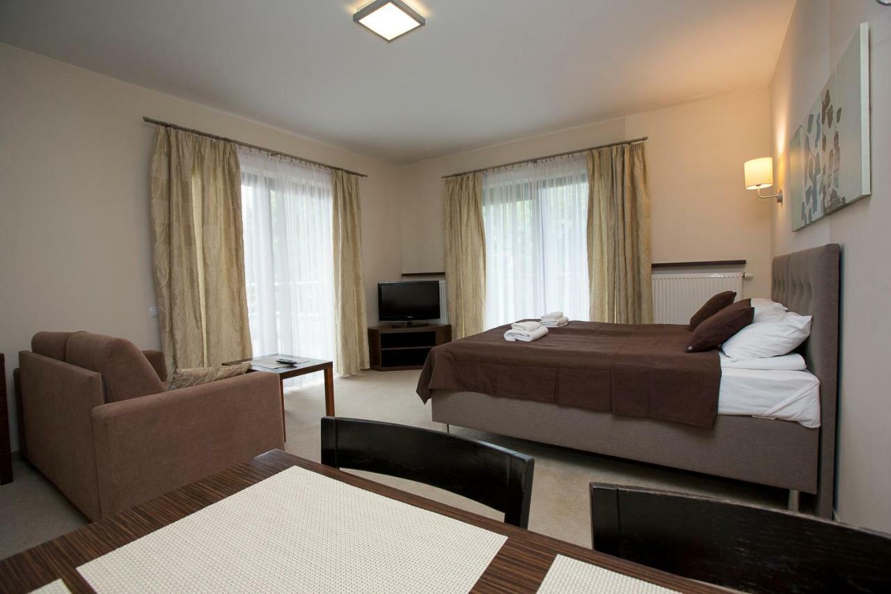 Willa Port Apartament Lilia โอสโตรดา ภายนอก รูปภาพ