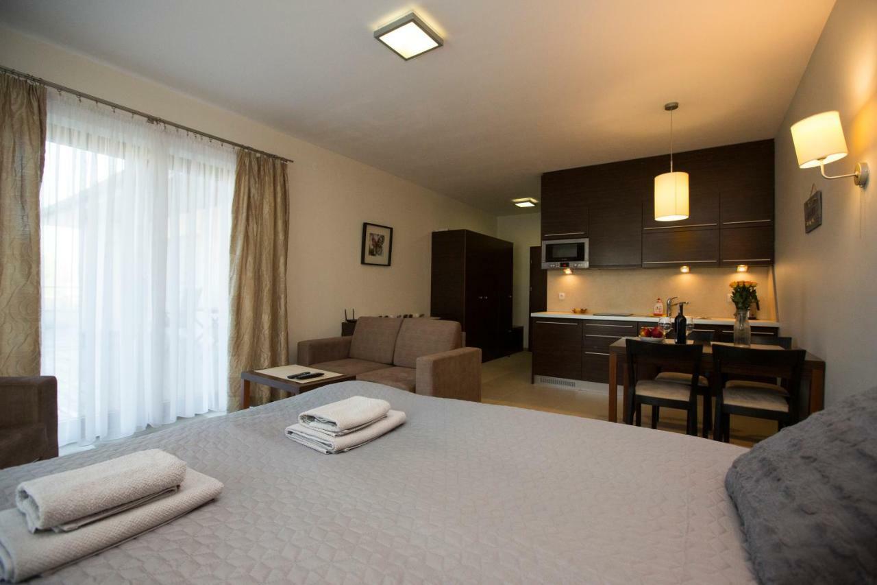 Willa Port Apartament Lilia โอสโตรดา ภายนอก รูปภาพ