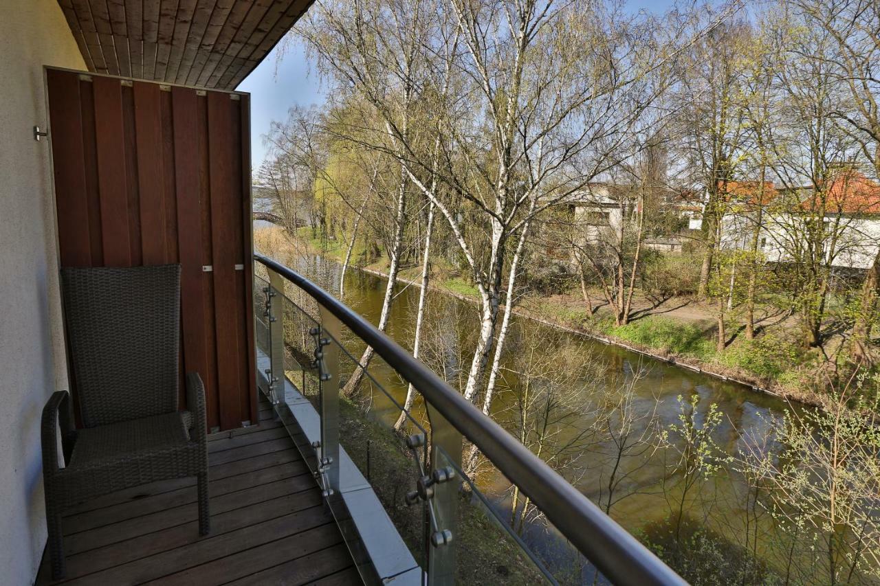 Willa Port Apartament Lilia โอสโตรดา ภายนอก รูปภาพ